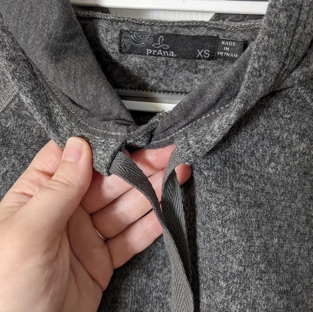 Prana Recycled Wool Blend Hooded Ziller Sweatshirt in Heather Grey Size XS - Picture 6 of 12